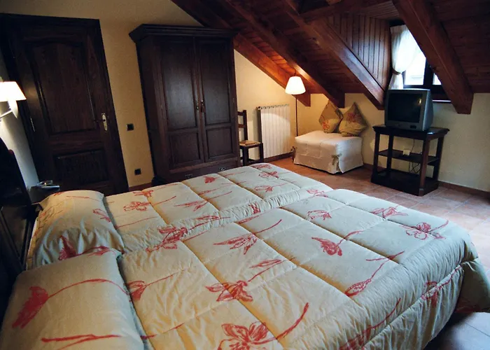 Apartamentos Les Picardes
