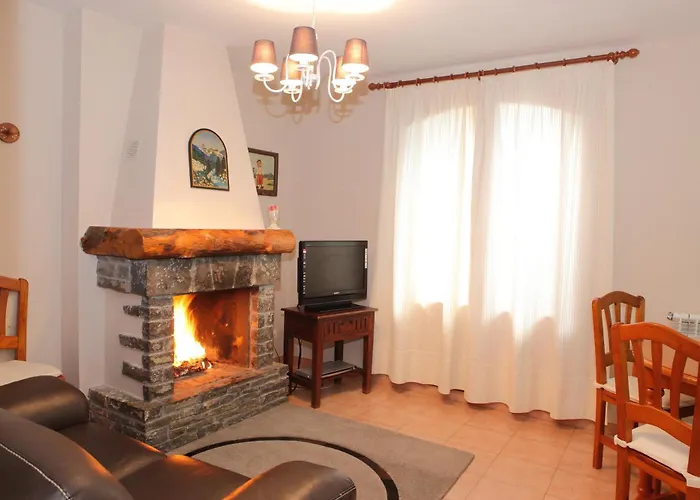 Apartamentos Albá Casa Alquesera