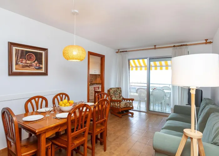 Apartment Blanca De Vilafortuny By Interhome
