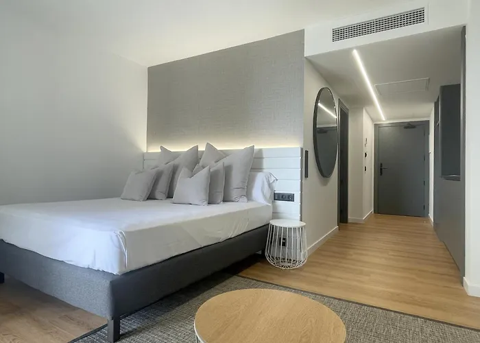Rentalmar Suites Salou Families Only