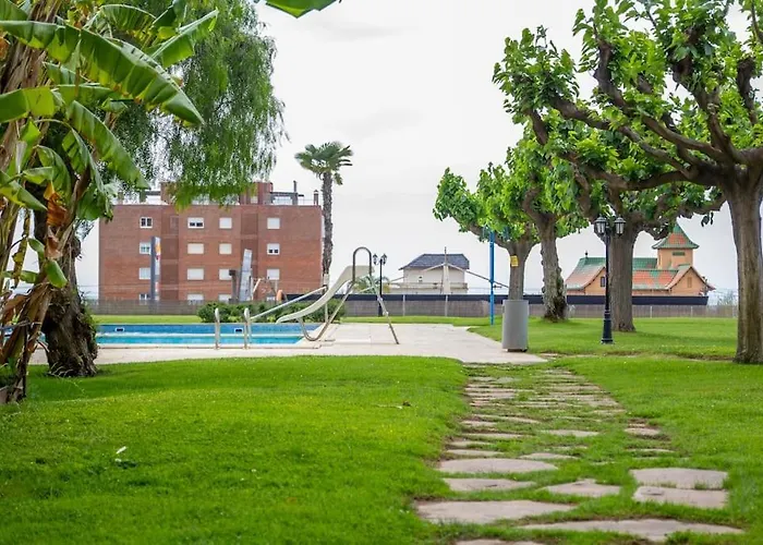 Apartment Of 100M2 With Sea Views