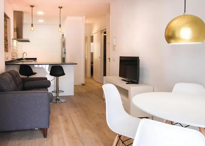 Lovely Apartment In Blanes With Wifi