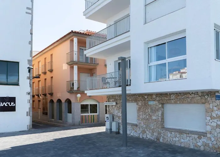Pis Amb Terrassa A La Escala