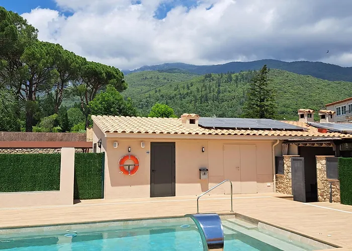 Hotel-Restaurante La Quadra Macanet De Cabrenys