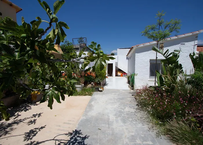 Tropical Oasis Costa Dorada With Private Pool