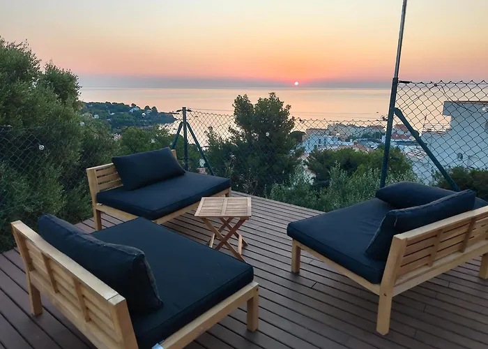Costa Brava Apartment With Stunning Sea View
