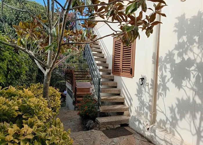 Appartement à S'Agaro, 1er étage, 3 chambres vue vallée, balcon