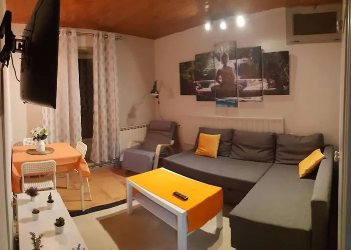 ARGULLS de Apartamentos Rufaste