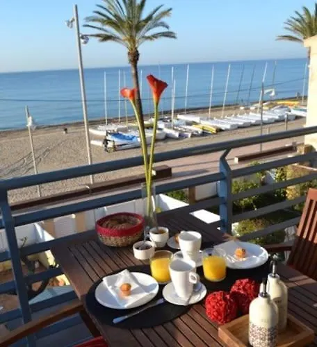 Vue Exceptionnelle Sur La Mer Et Tout Confort A Sant Salvador