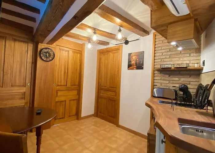 Apartaments Turístics LA FONTETA