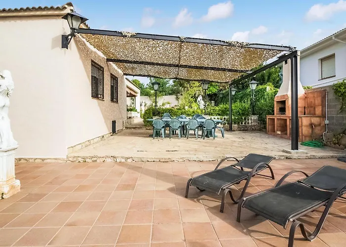 Impresionante Casa De 5 Dormitorios En