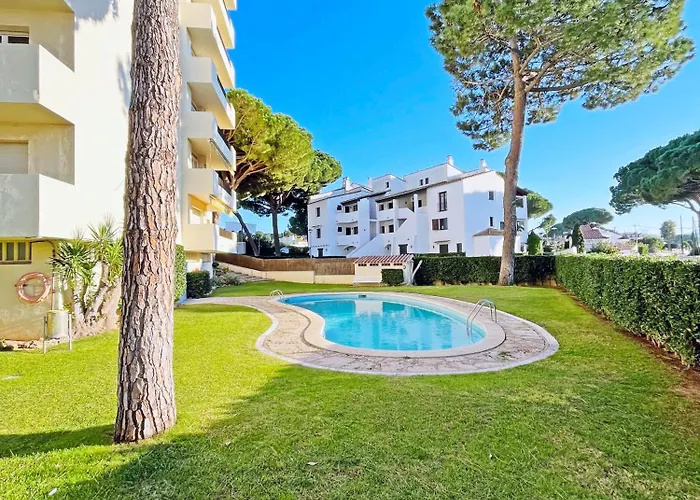 Apartamento en la Escala con piscina y parking