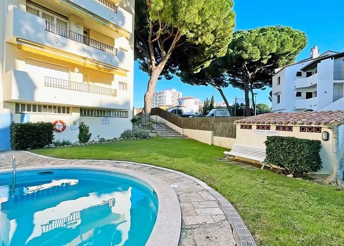 Apartamento en la Escala con piscina y parking
