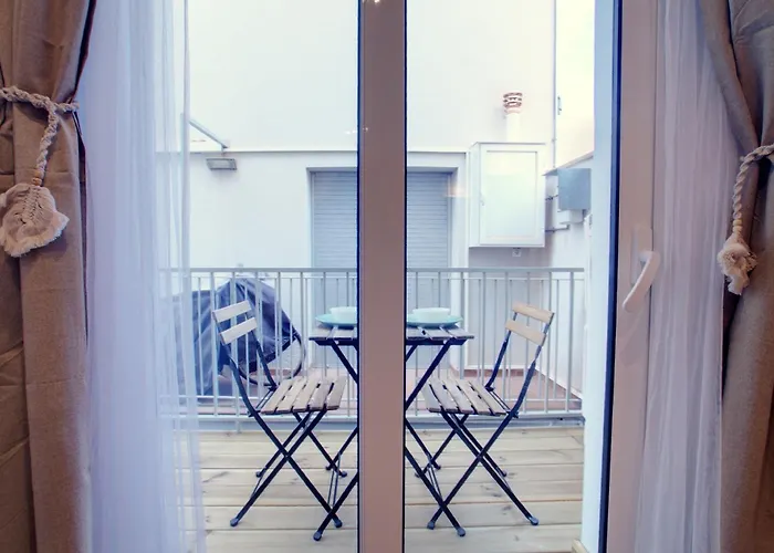 Budget Beach Studio 14