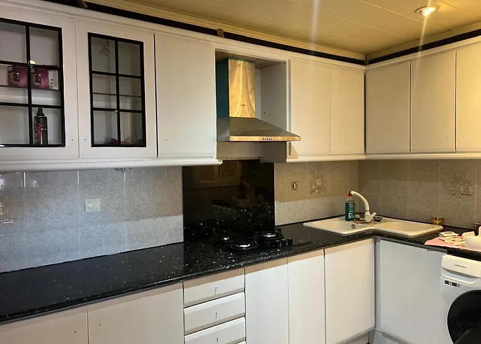 Private Double Room In A Shared Penthouse With Patios
