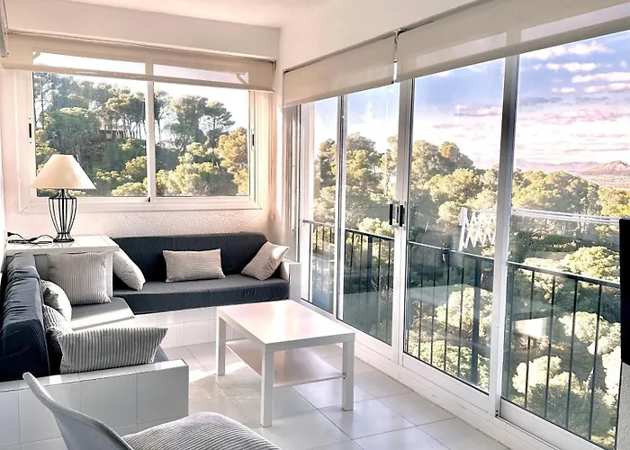 Apartamento Con Piscina Y Vistas Al Mar