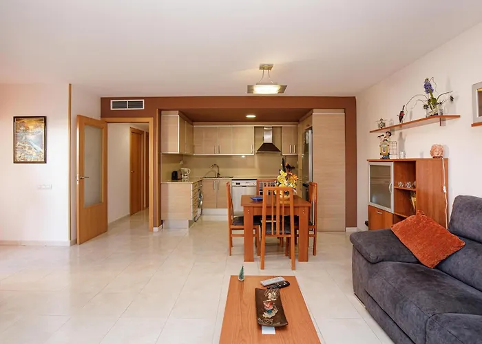 Tolles Apartment In Pineda De Mar Mit Wlan