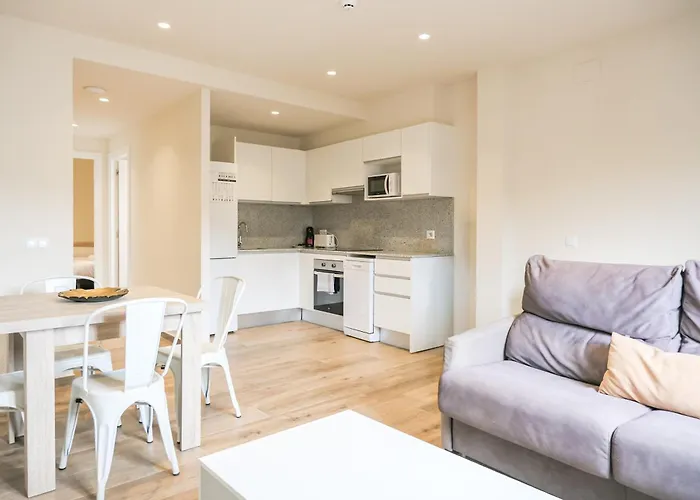 Besalú 22 Apartamento nuevamente renovado con AC