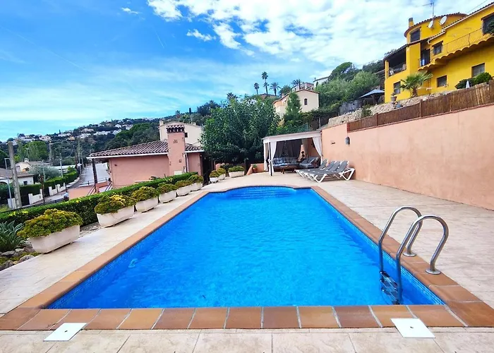 Beautiful Villa With A Pool
