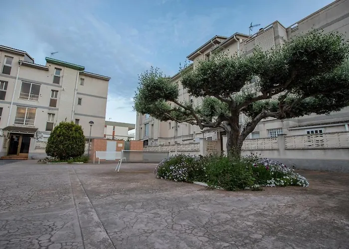 Creixell Apartment With 3 Rooms