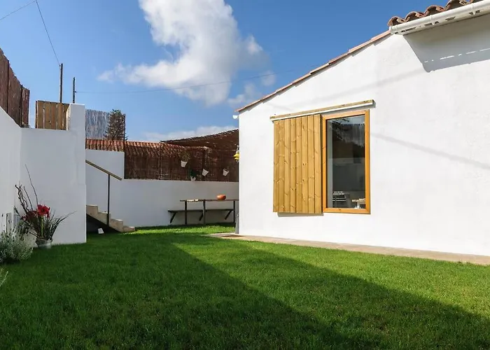 Casita En La Naturaleza, Olot