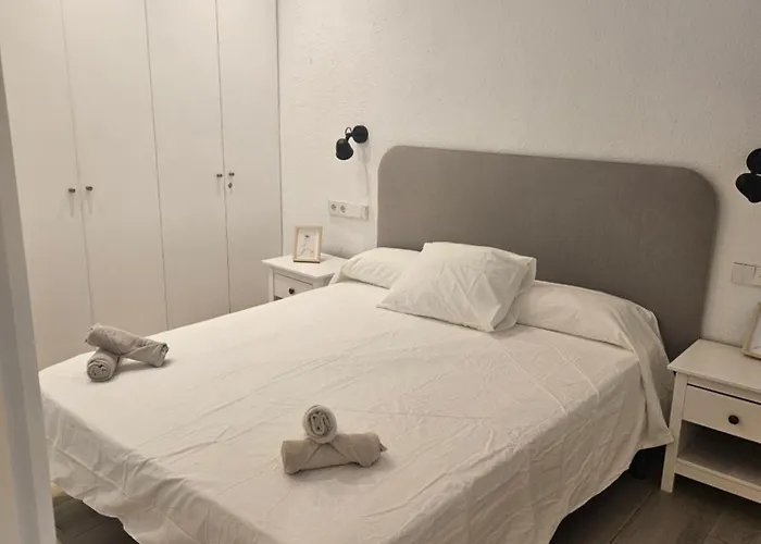 Acogedora casa en primera línea de mar Cadaqués