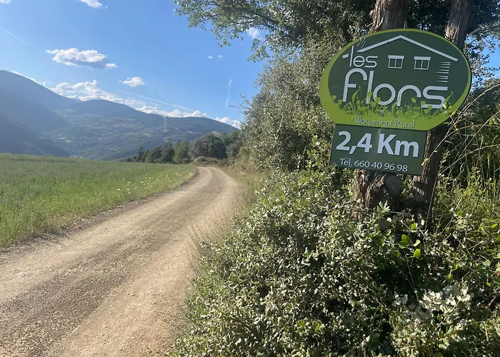 Les Flors - Hotel Rural & Cabanyes