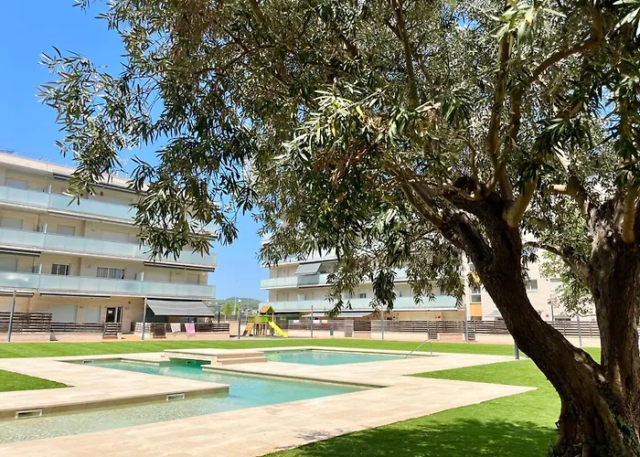 NEW! Apartamento con 2 piscinas, parque infantil, a 1 min de la playa