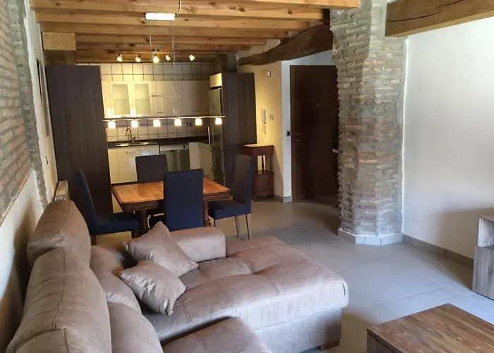 Apartamentos Plaza