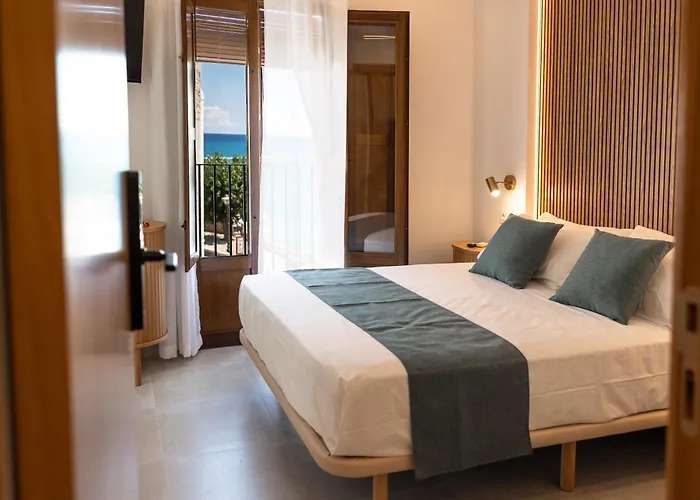 Almar Suites