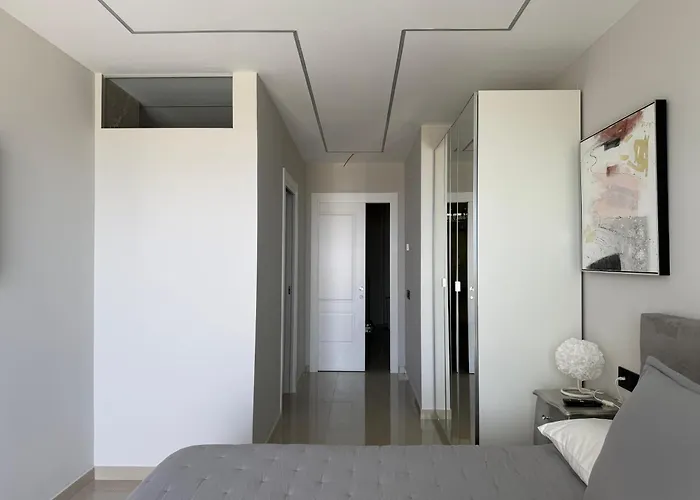 Panoramic Luxury