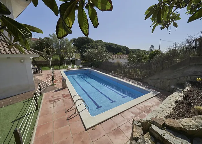 Villa Julia | 14Pax. 5' Sea & Train
