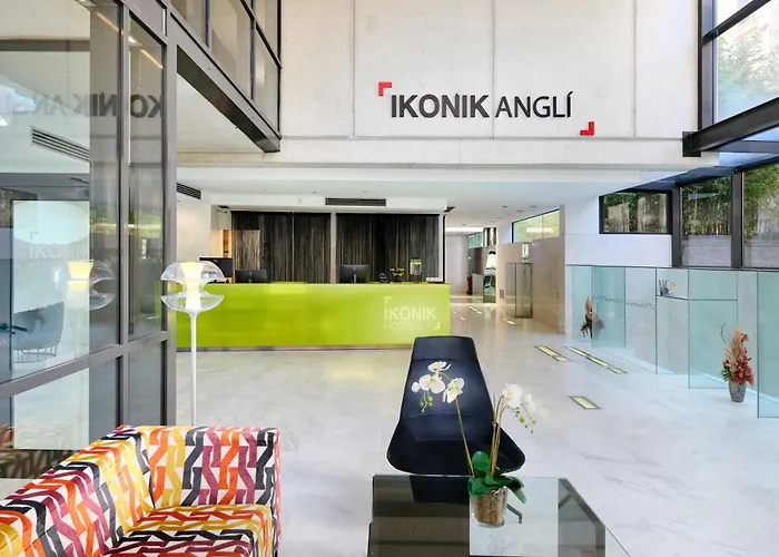 Ikonik Angli Hotel Barcelona