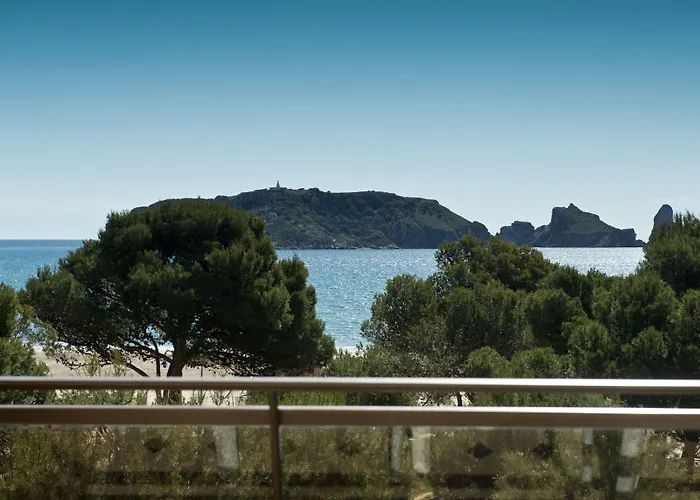 Apartamentos Salles Beach
