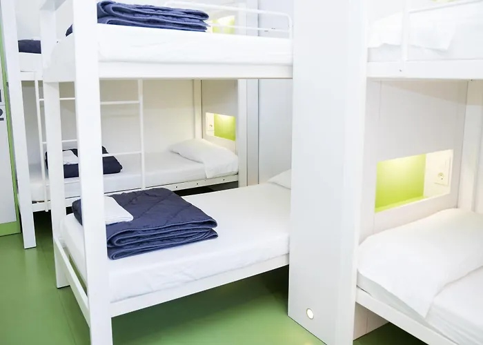 Sant Jordi Hostels Gracia