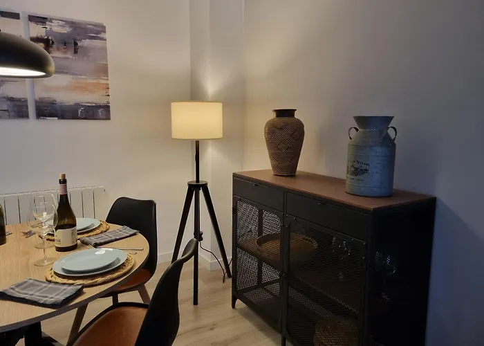 QEhome - confort, parking y cargador EV en el centro de Manresa