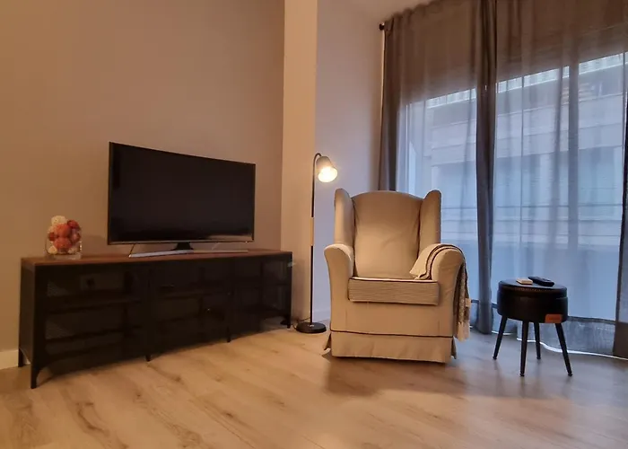 QEhome - confort, parking y cargador EV en el centro de Manresa