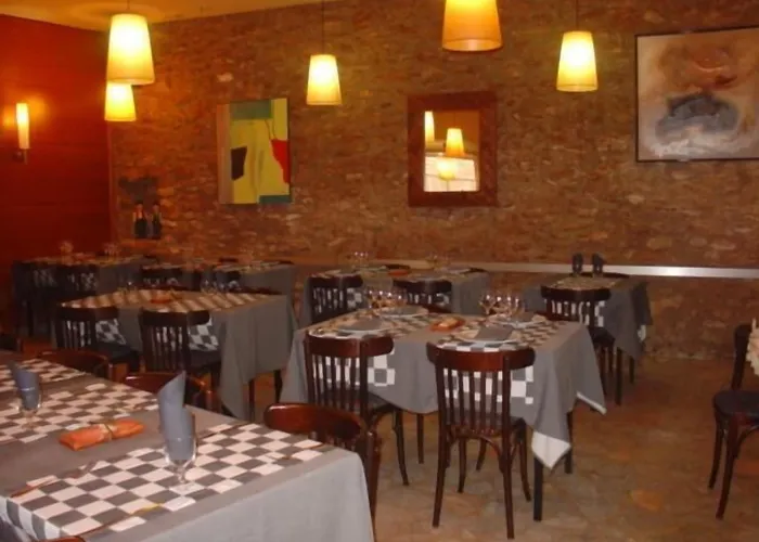 Hostal Restaurante Arasa