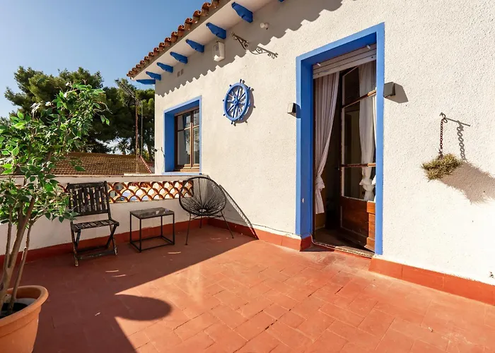 Atenea Room By The Beach - Claire Homes