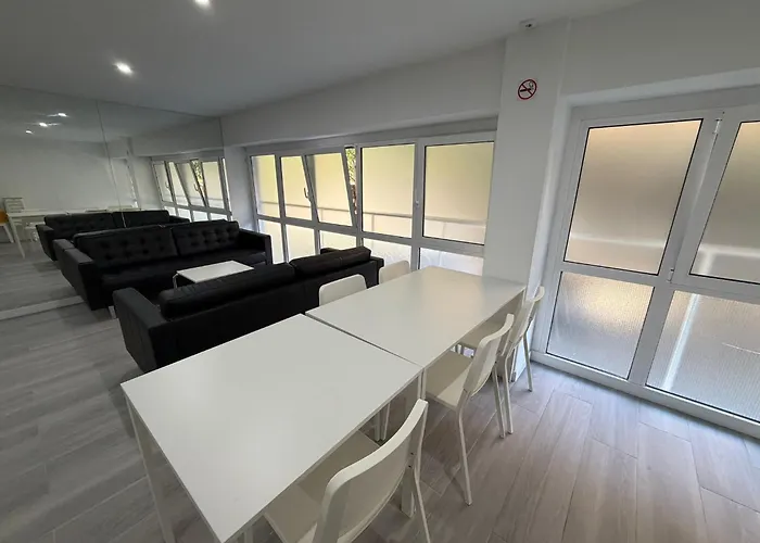 Hostel Hock Residences