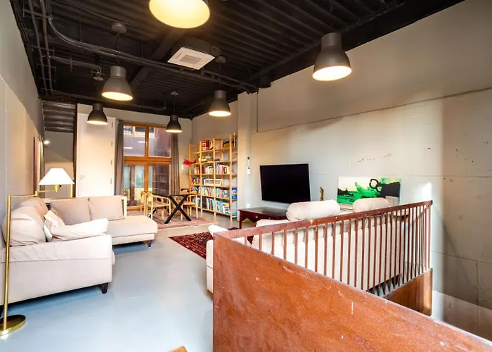 Loft estilo industrial en Esplugues - 15 min de Barcelona