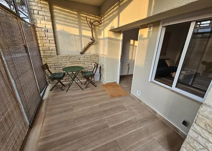 Poolside Apartment Barcelona Sant Cugat