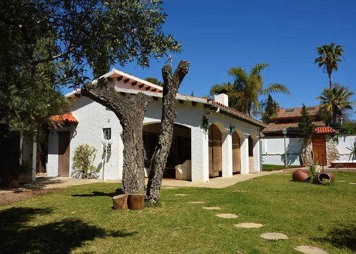 Villa Sitges El Ranch Amaizing Outdoor Areas Beaches At 5 Minutes Walk Sitges At 15 Min Drive Ac Pool Jacuzzi & Garden Xxl