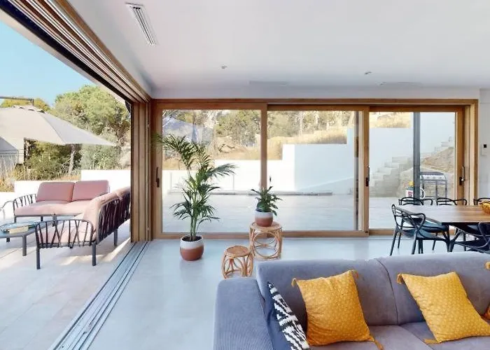 Preciosa Casa Roses Con Piscina Cerca Playa Av 90