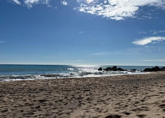 Sea View - Parking - 65 Inch Tv - 2 Min To Beach