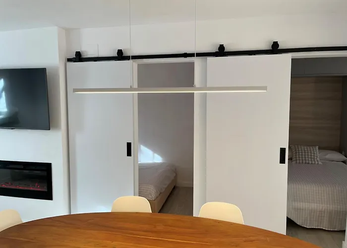 Apartamento Con Wifi Y Aire Acondicionado En Pals Playa