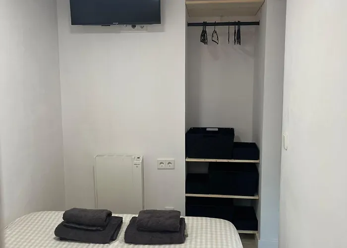 Apartamento Con Wifi Y Aire Acondicionado En Pals Playa