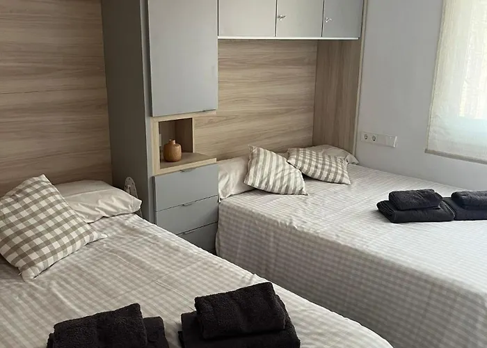 Apartamento Con Wifi Y Aire Acondicionado En Pals Playa