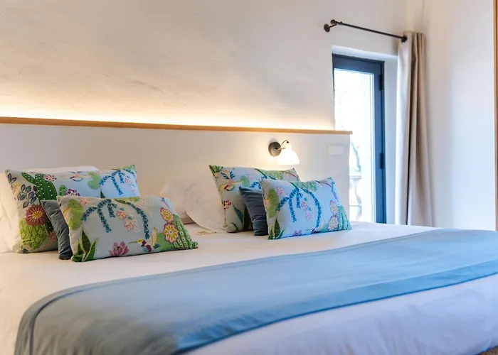 Hotel Boutique Monells Summum