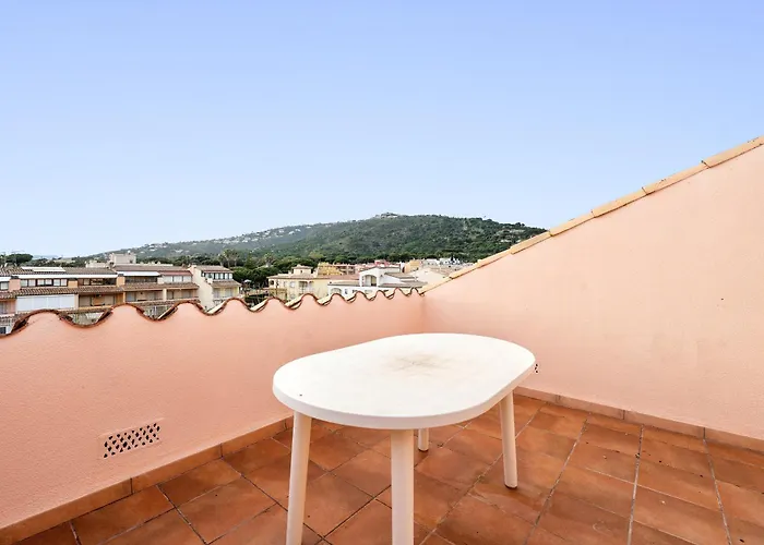 Hauzify I Casa Arboç